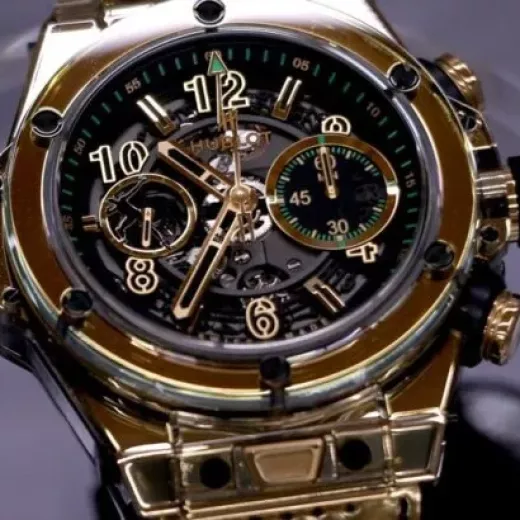 Montre Hublot + chaussures dédicacées d’Usain Bolt